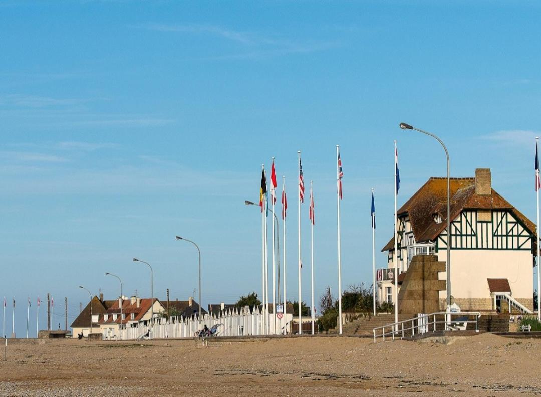 Lamaisonnette 500M Plage Juno Beach Bernieres-sur-Mer Экстерьер фото
